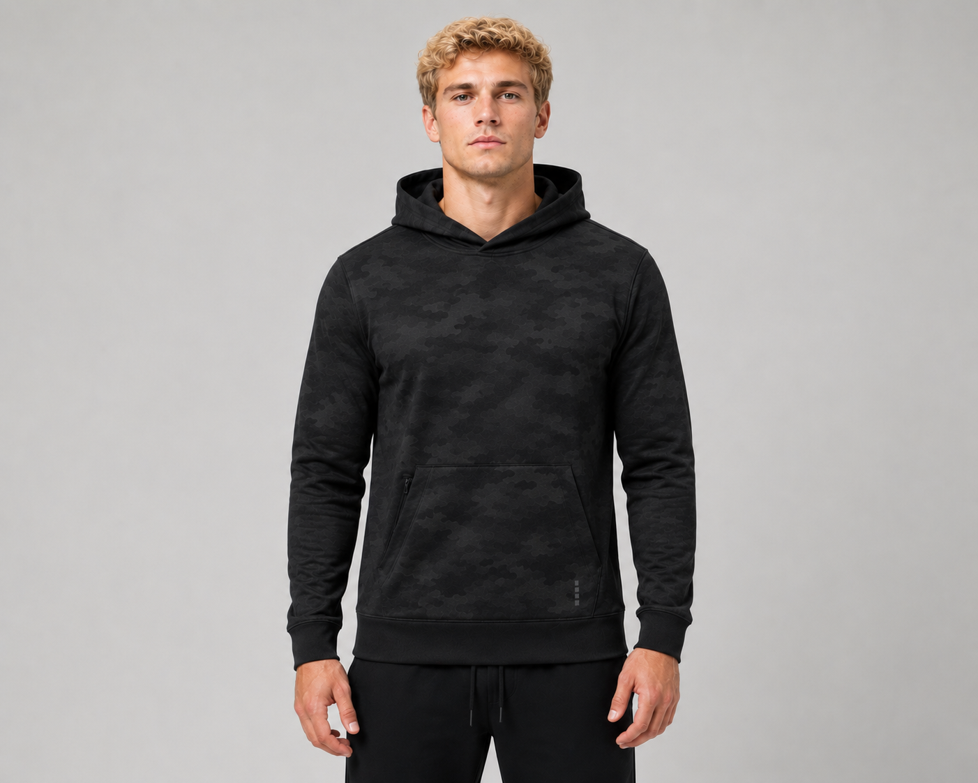 Tyler is 5’10”, wears size M