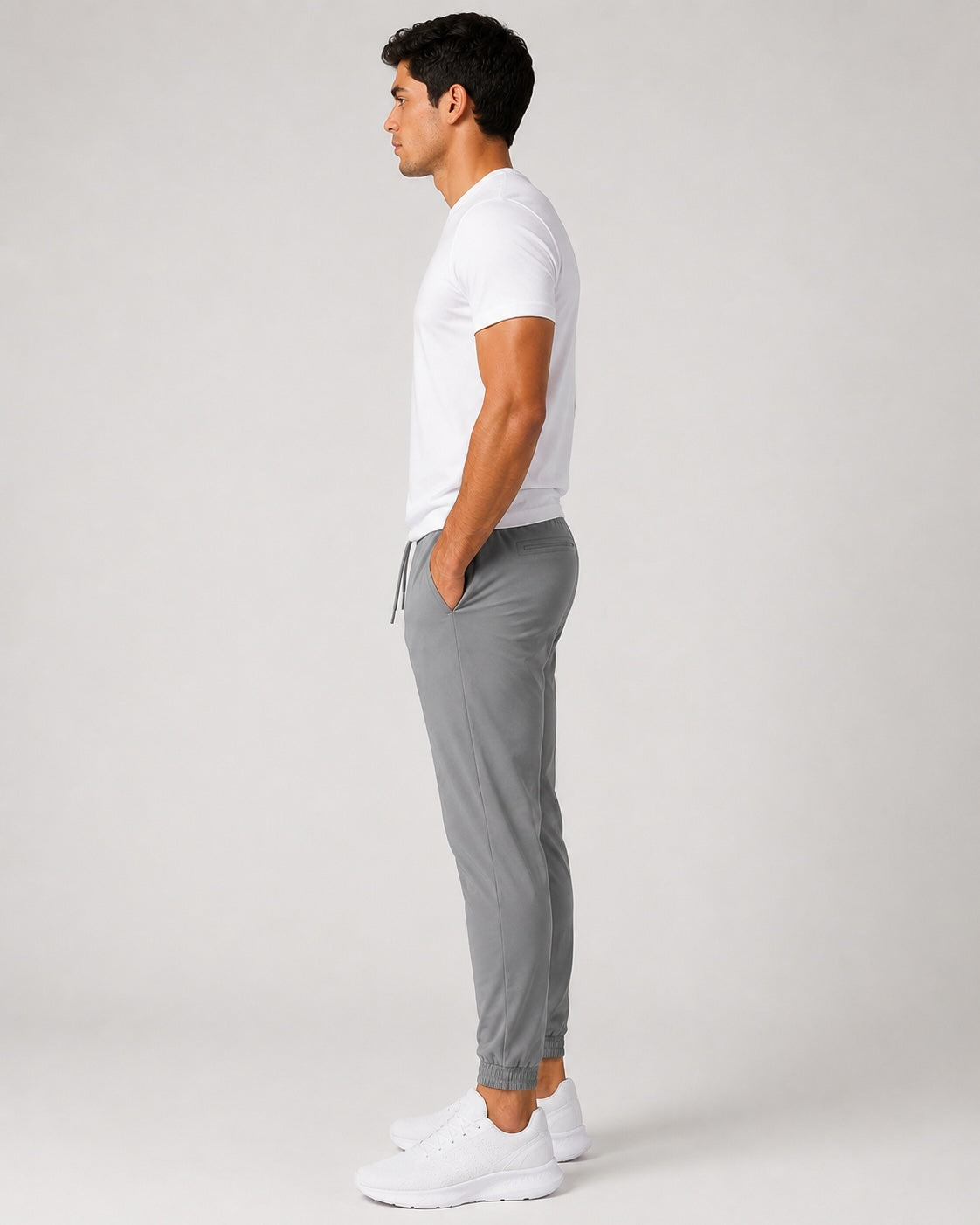 Diego is 5'10”, wears size M