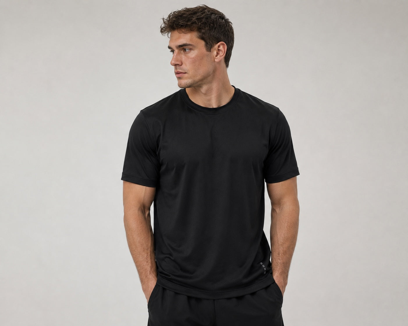 Zac is 6’1”, wears size L