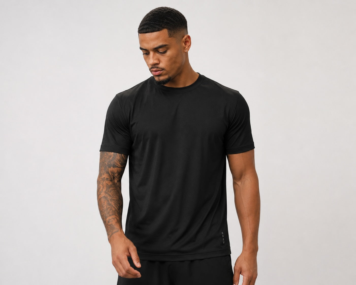 Jalen is 6’0”, wears size L