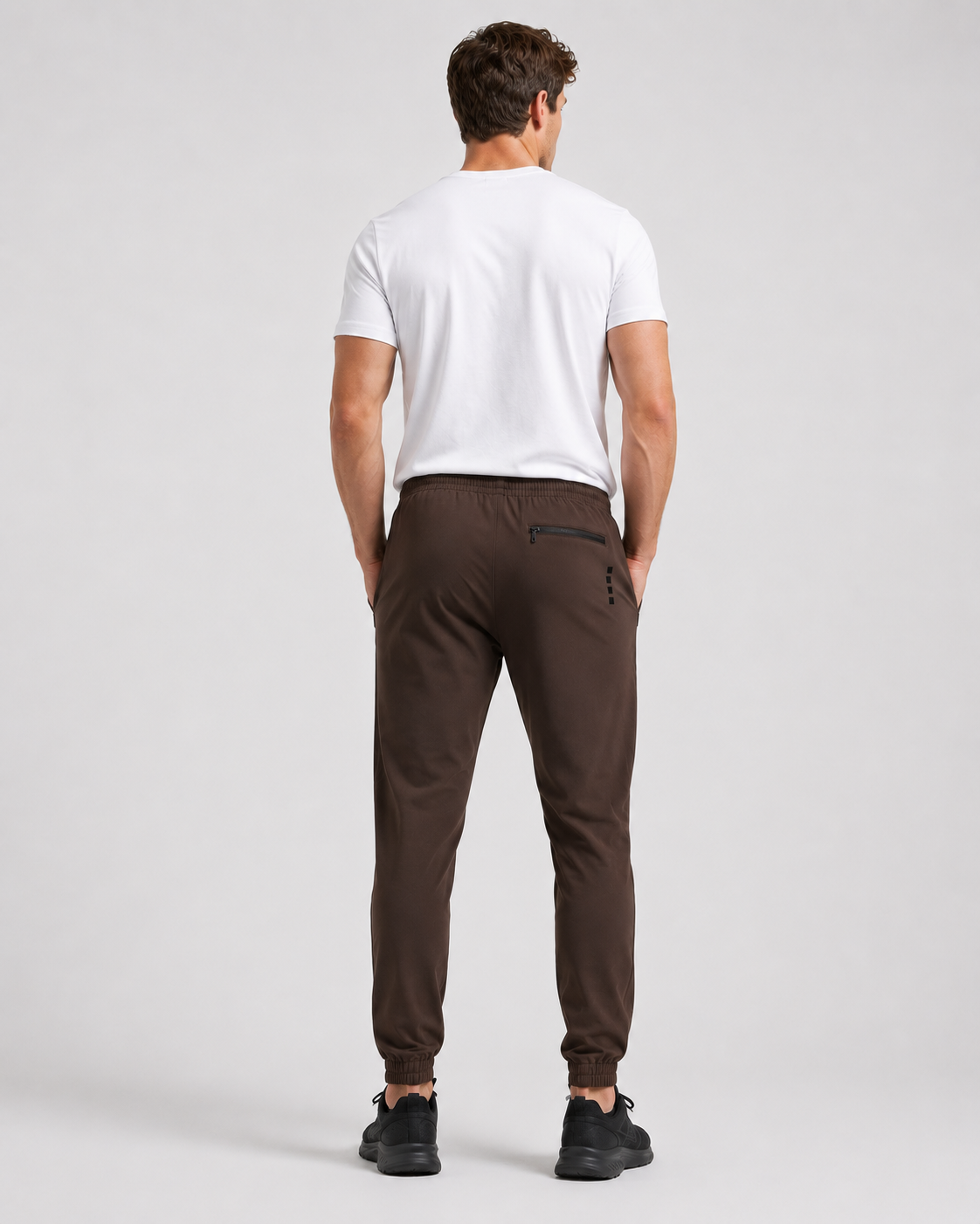 Wyatt is 5'10”, wears size M