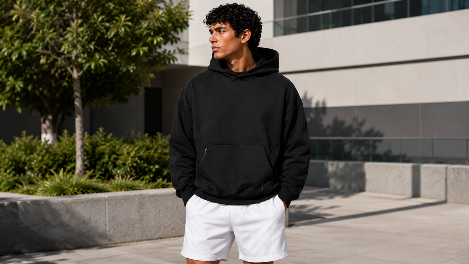 Steven is 5’9”, wears size M